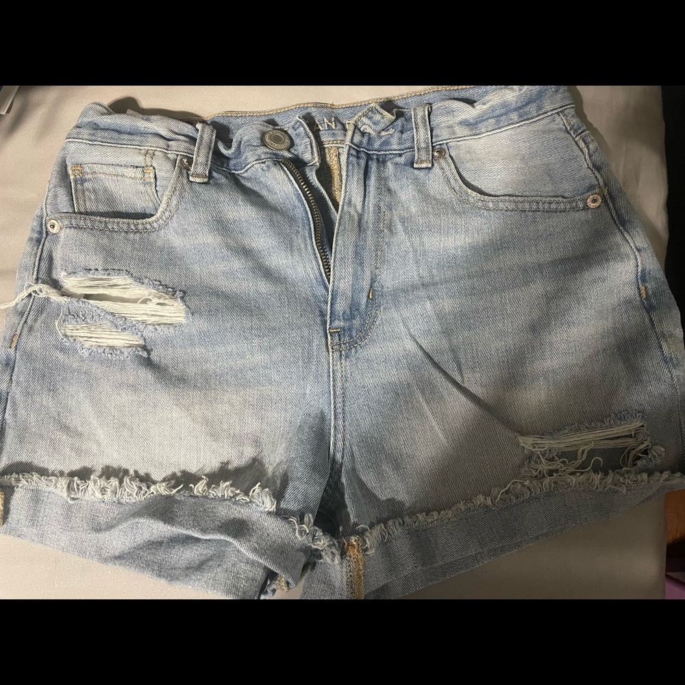 American eagle mom shorts size 4